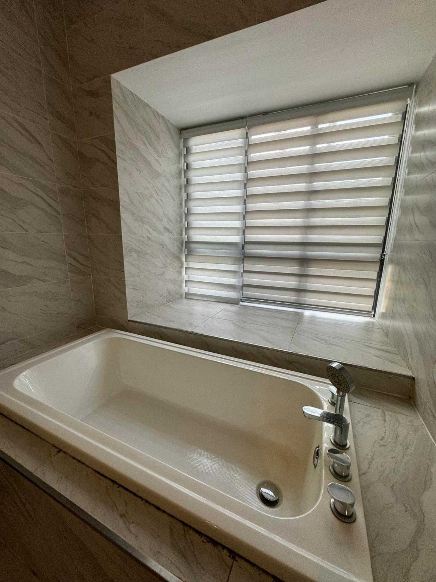 Apartment Imperio - Lovely Classic For Couple With Wifi