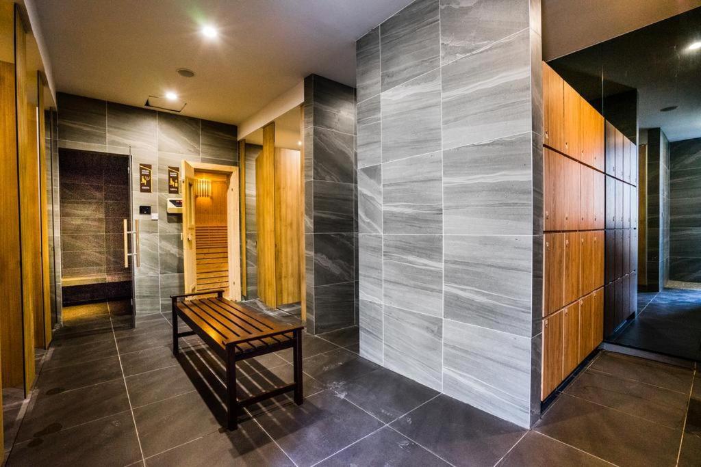 Imperio - Lovely Classic For Couple With Wifi Apartment Malacca
